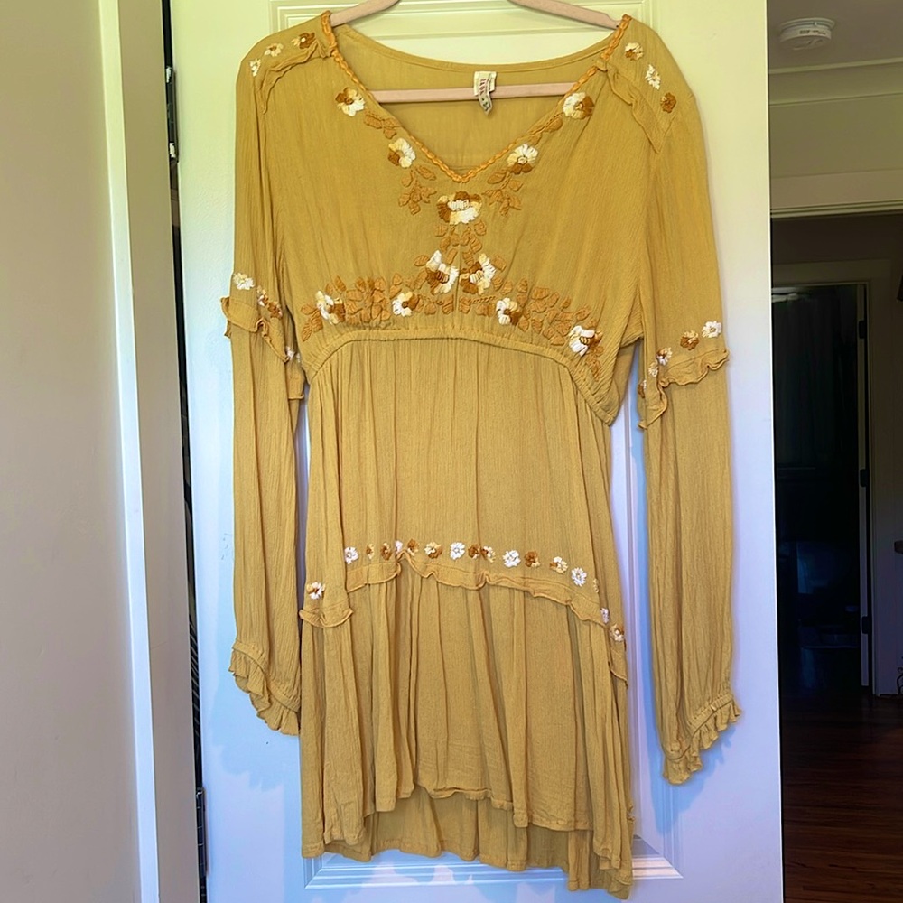 Yellow Floral Raga Top: Large